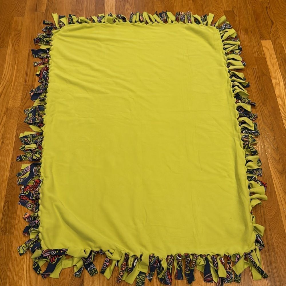 Colorful Floral Patterned Blanket/Throw - Picture 6 of 6